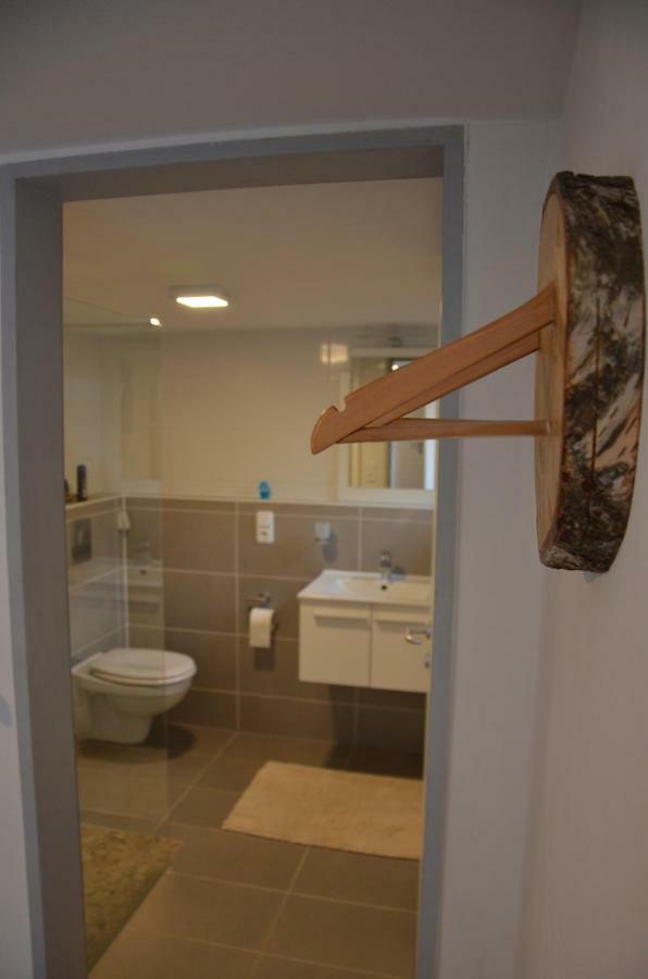 Souterrainappartement บีเลอเฟล์ด ภายนอก รูปภาพ